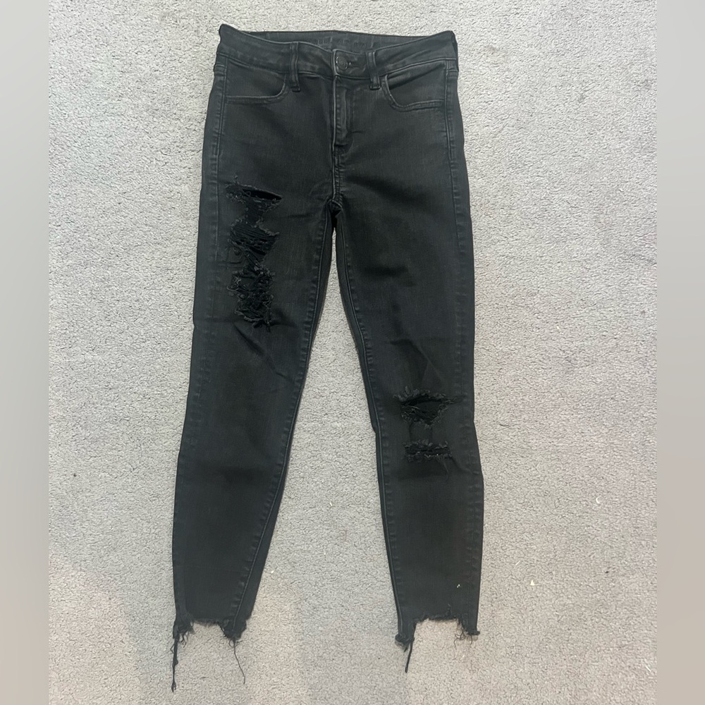 American Eagle Distressed Jeans